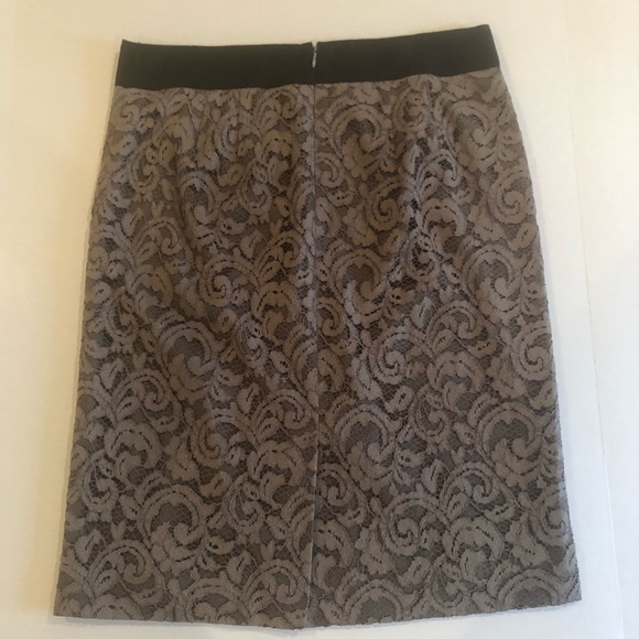 NWOT Banana Republic Lace Overlay Skirt, size 8, brown - Picture 3 of 10